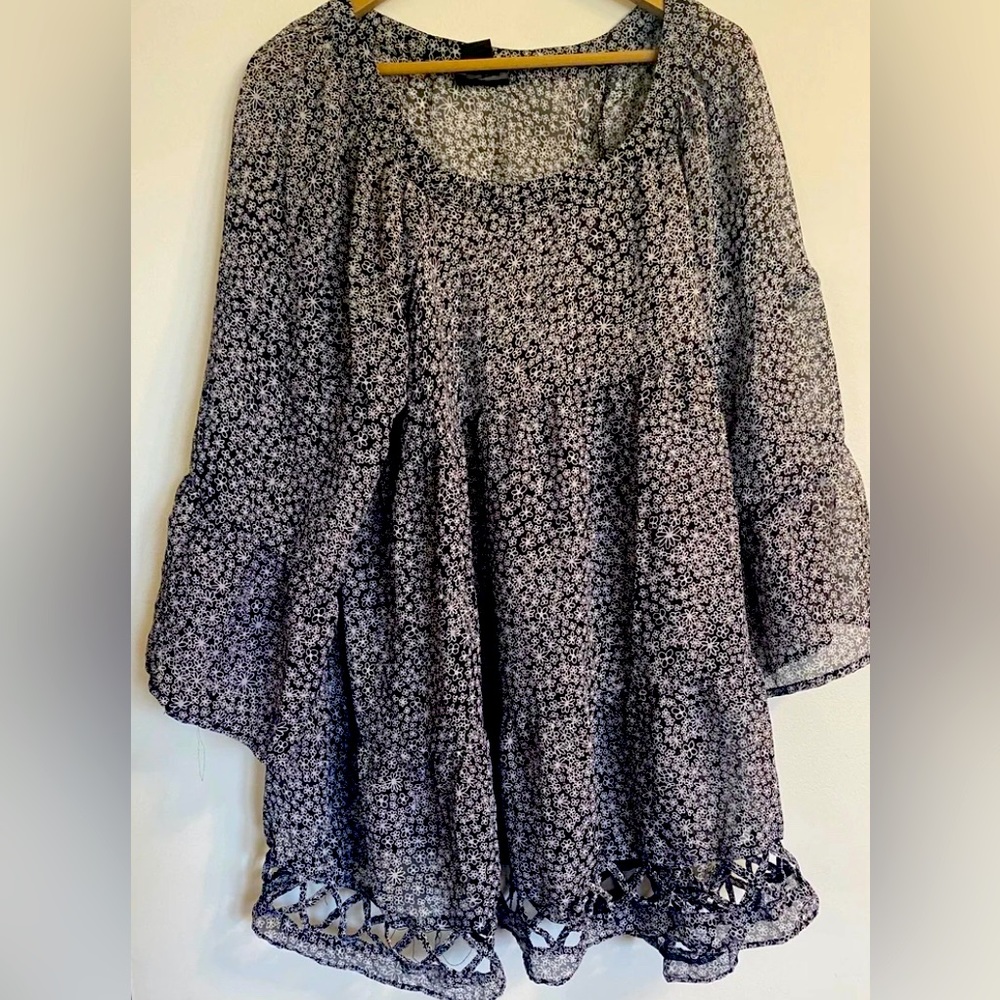Loved-By-Heidi Klum-Maternity XL-Tunic-Blouse. Lots of love left. This is sheer